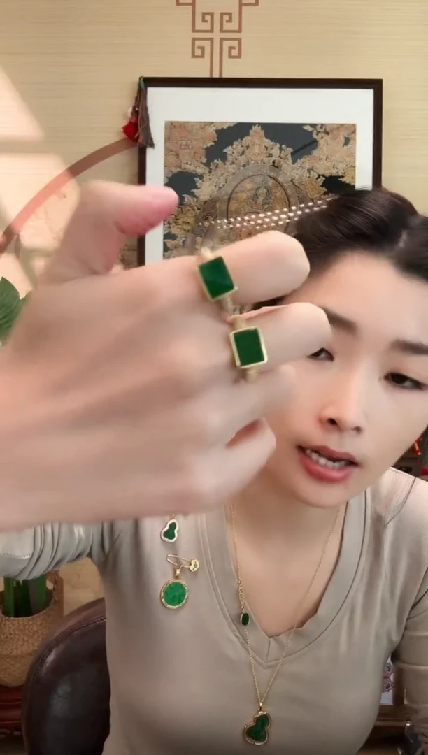 颈饰银S925镶嵌翡翠戒指/多样性发货一件