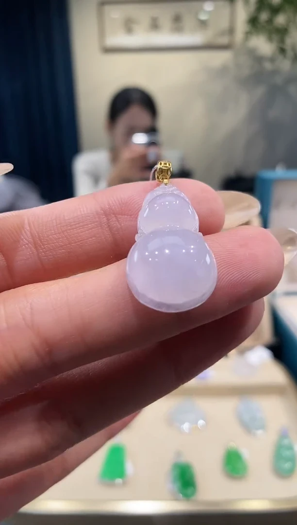 【闪购商品】翡翠吊坠(不含链)18K金镶嵌葫芦