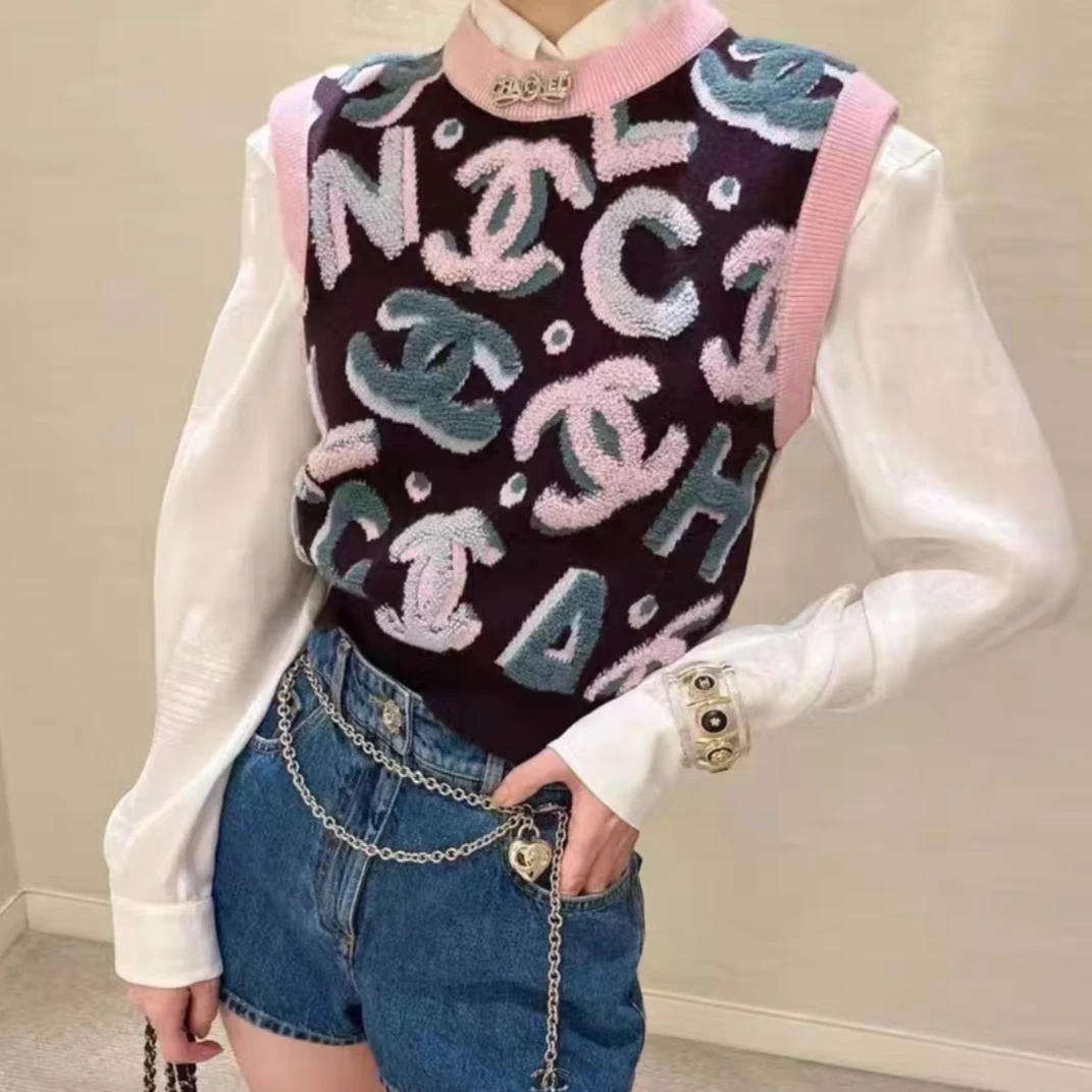 99新 Chanel/香奈儿 34码22N滑雪系列粉紫色满logo无袖针织背心