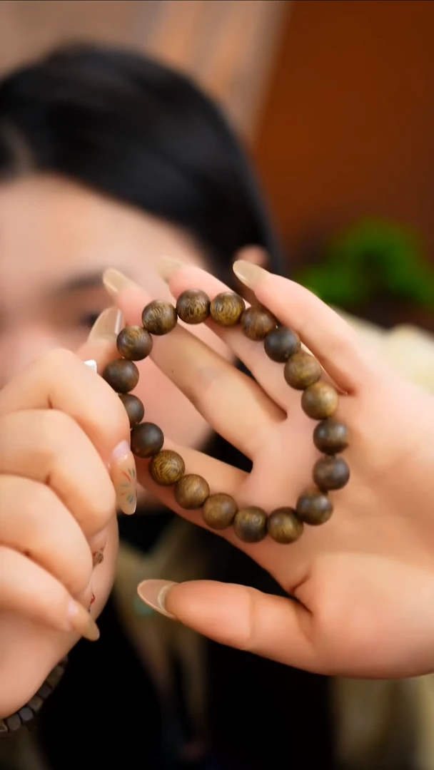 【闪购商品】沉香手串绿棋1.1圆珠单圈