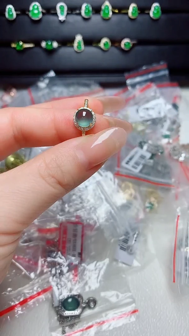 翡翠戒指银S925镶嵌天然翡翠s925银镶嵌