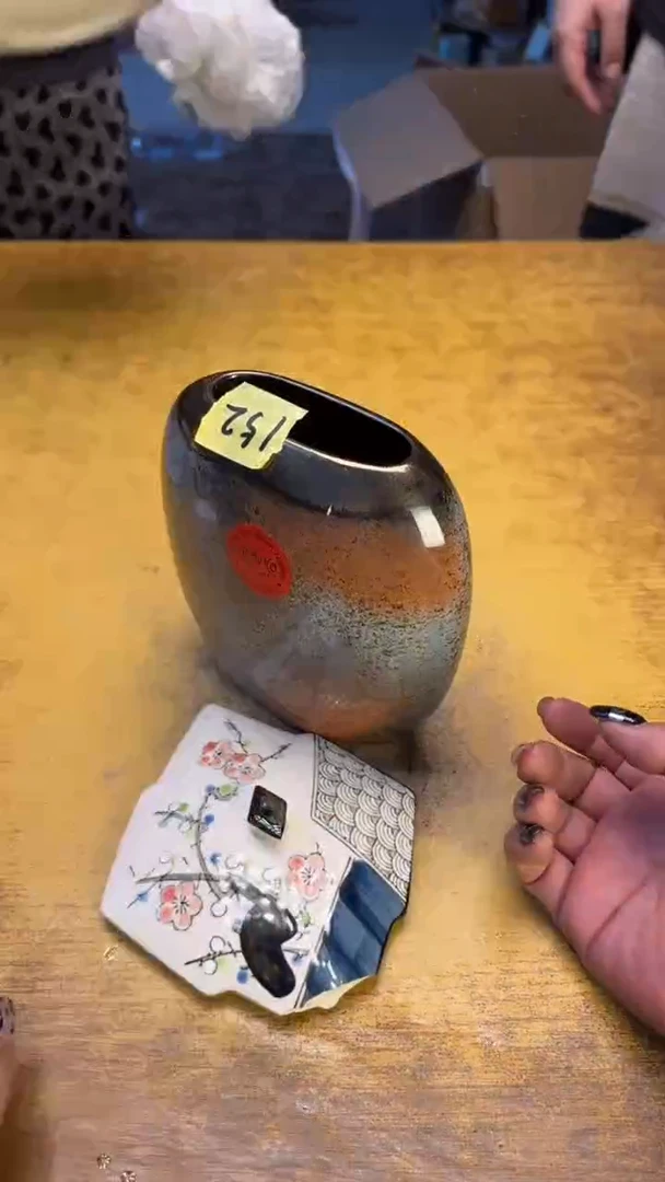 瓷器瓷器瑕疵破破152裂了