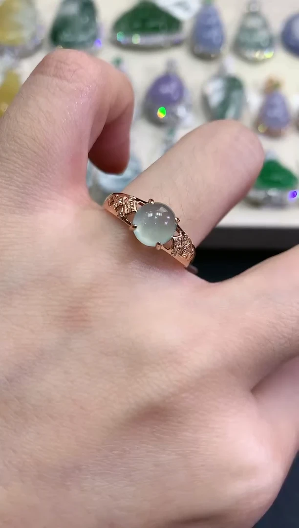 【闪购商品】翡翠戒指18K金镶嵌B24