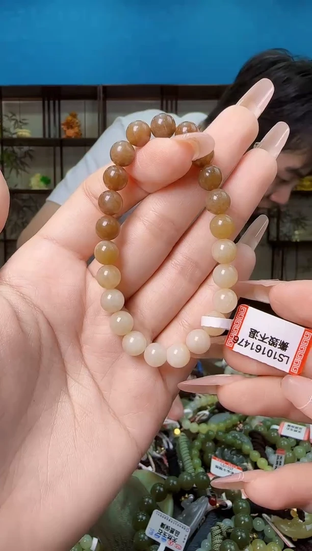 颈饰未镶嵌和田玉多样性发一