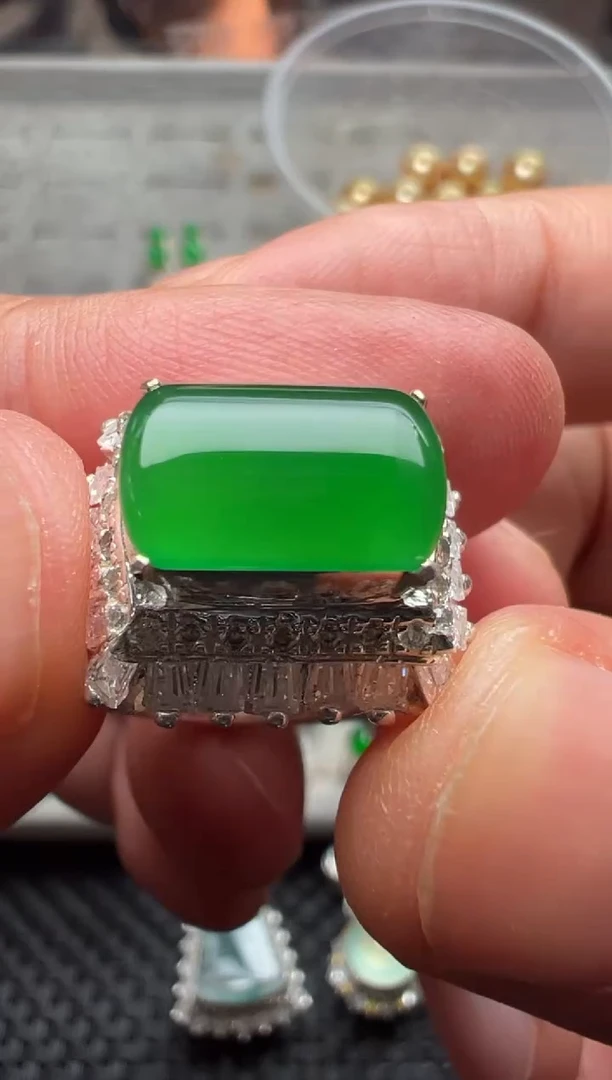 定制翡翠未镶嵌天然A货缅甸翡翠