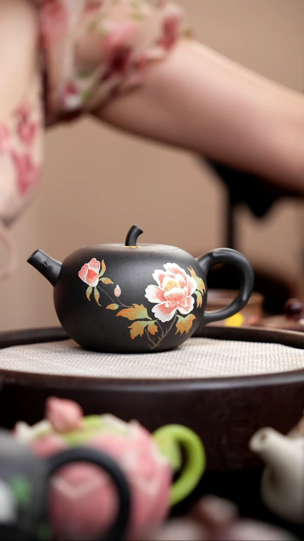 茶壶紫砂黑色苹果壶牡丹