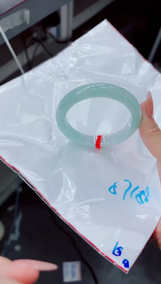 【闪购商品】翡翠手镯未镶嵌00000000