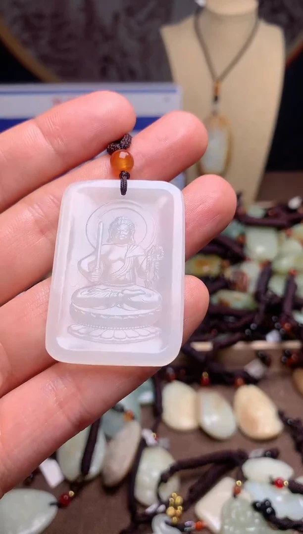 【闪购商品】和田玉颈饰未镶嵌1