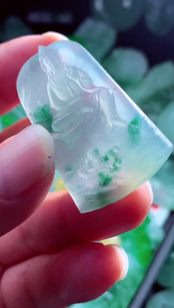 未镶嵌定制翡翠执**?翡翠毛货定制