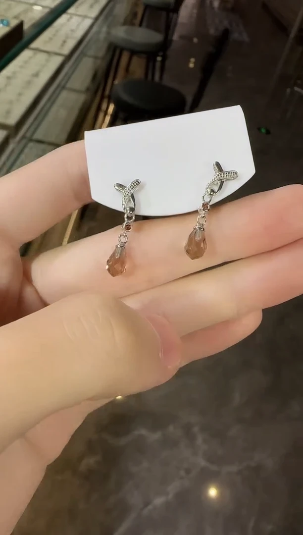 银S925镶嵌耳饰水晶茶水晶耳钉