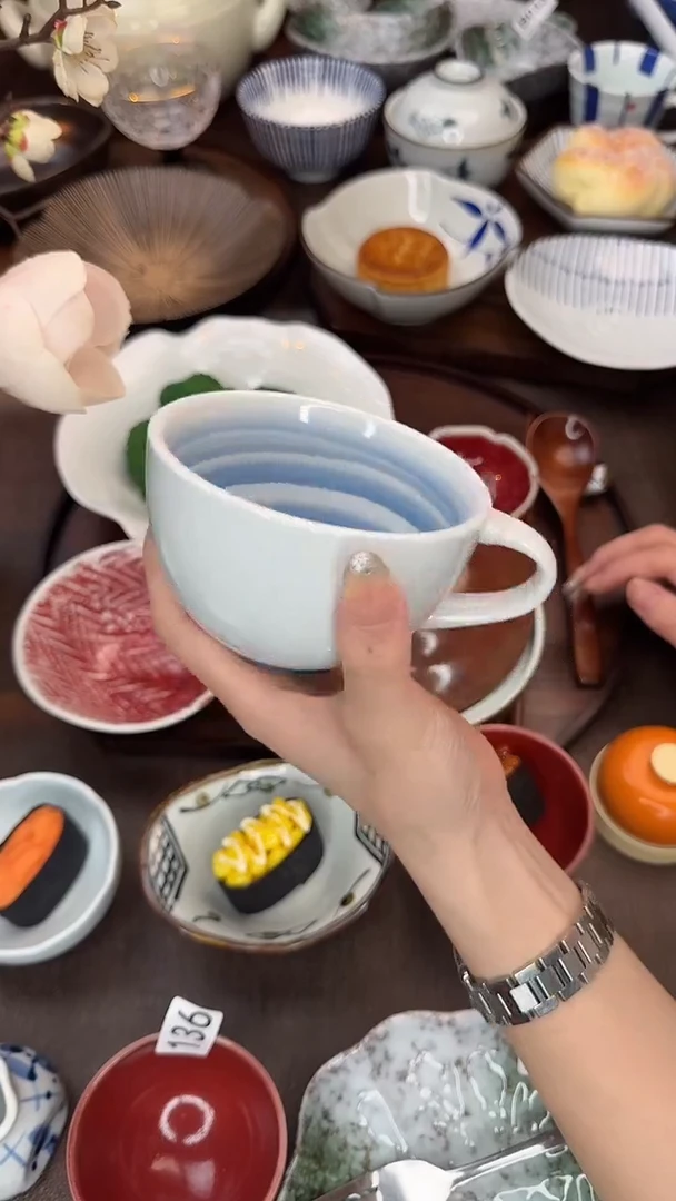 瓷手工手绘螺旋纹水杯