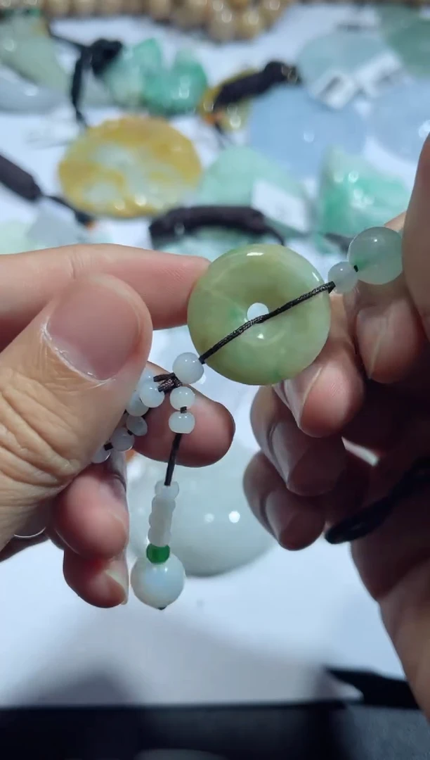 【闪购商品】翡翠吊坠(不含链)未镶嵌00001679