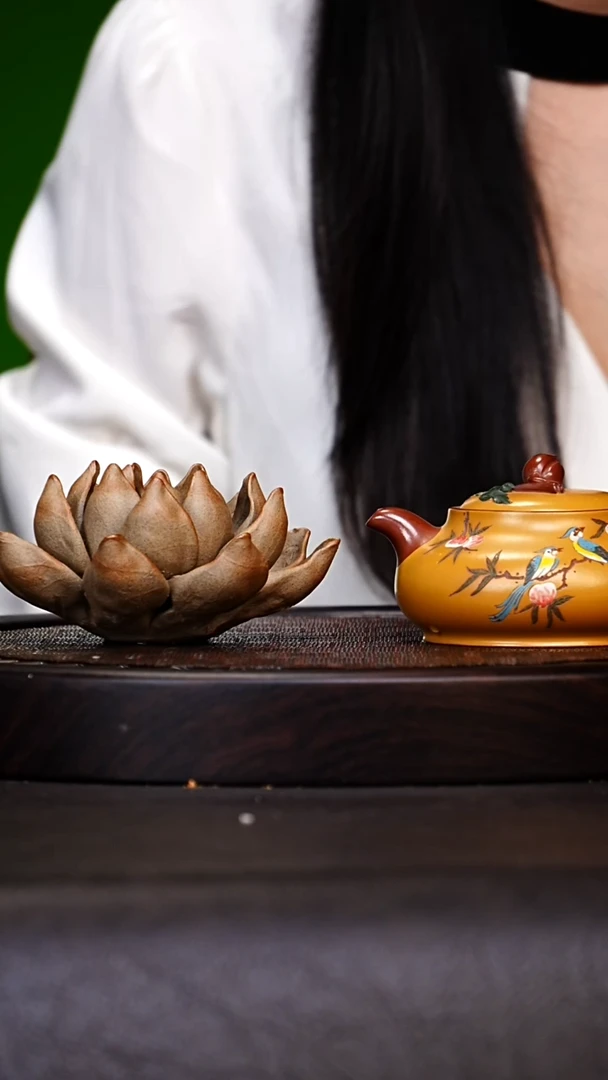 宜兴原矿高端紫砂 底槽清芒果段泥贴泥260cc