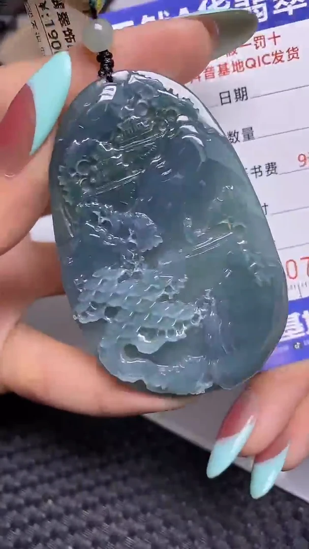 翡翠未镶嵌颈饰7271