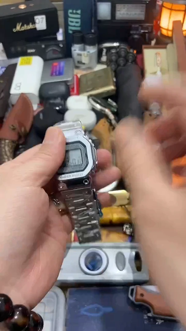 瓷片闪购商品 如图所示