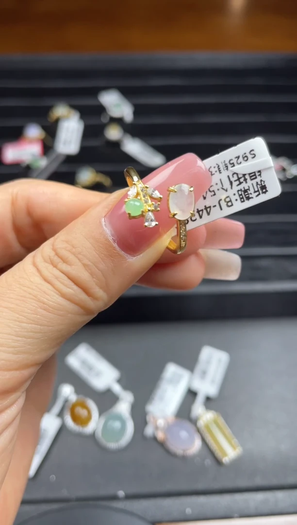银S925镶嵌戒指翡翠天然翡翠A货