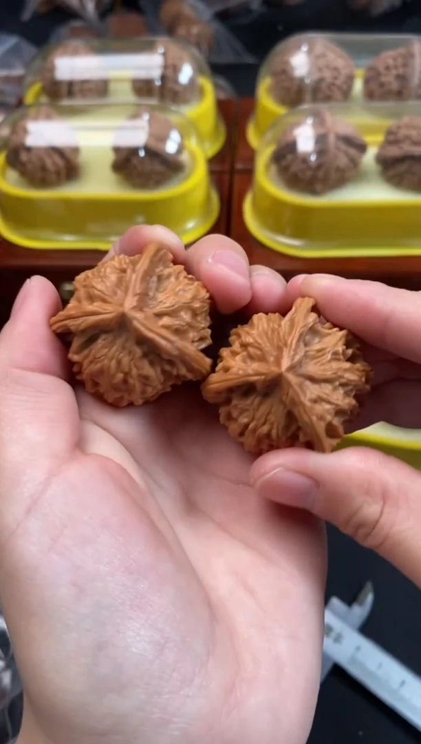 把件文玩核桃盘山三棱37尺S369