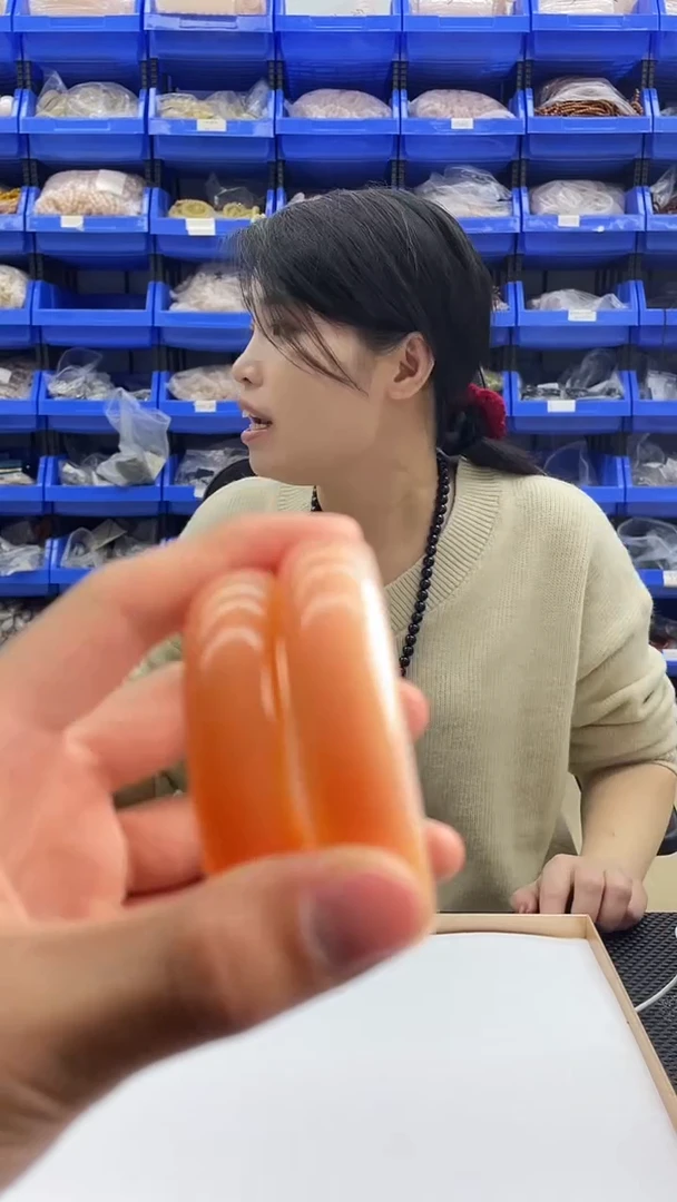 【闪购商品】玛瑙手饰未镶嵌凤凰粉手镯多样性发一