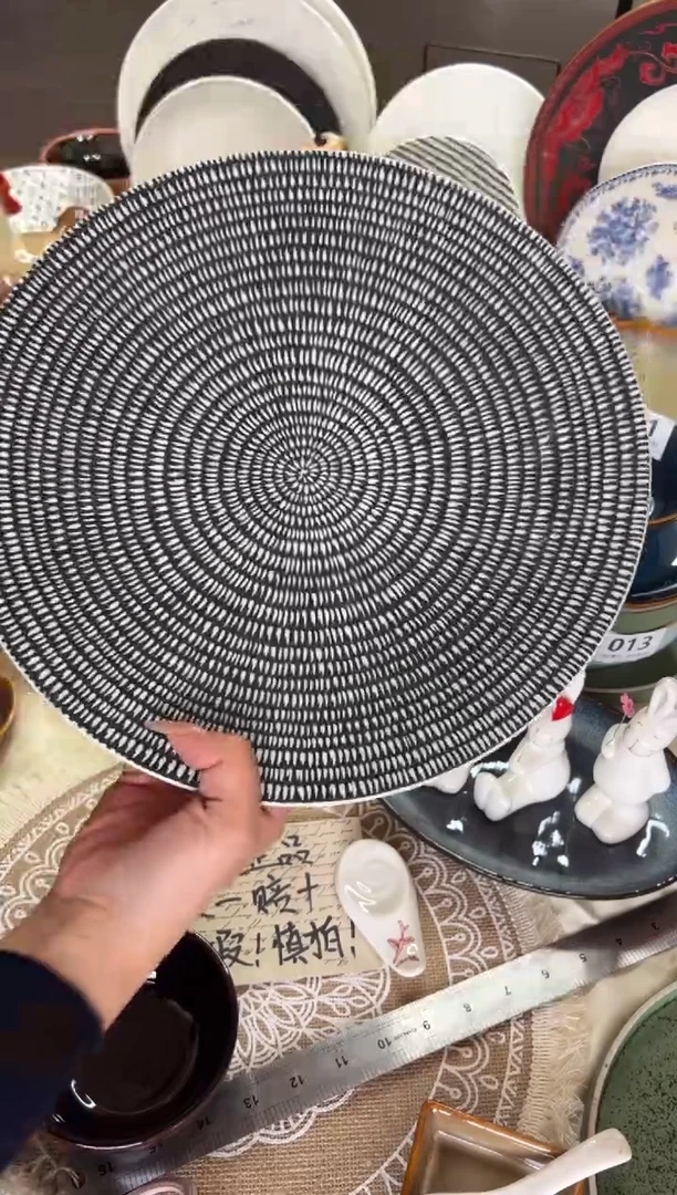 新骨瓷036瑕疵 雨花台白 12寸平盘