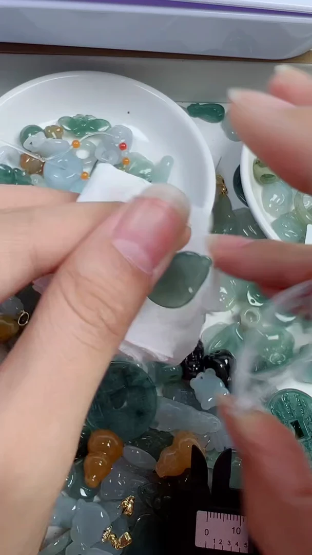 散珠翡翠337号链接，A货翡翠