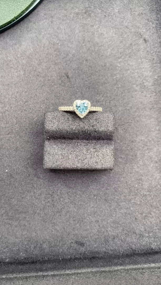 18K金镶嵌戒圈海蓝宝石32分海蓝宝  GF 定制