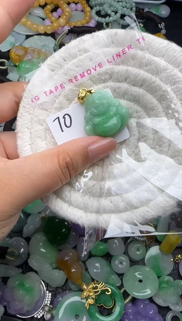 颈饰未镶嵌翡翠缅甸翡翠吊坠