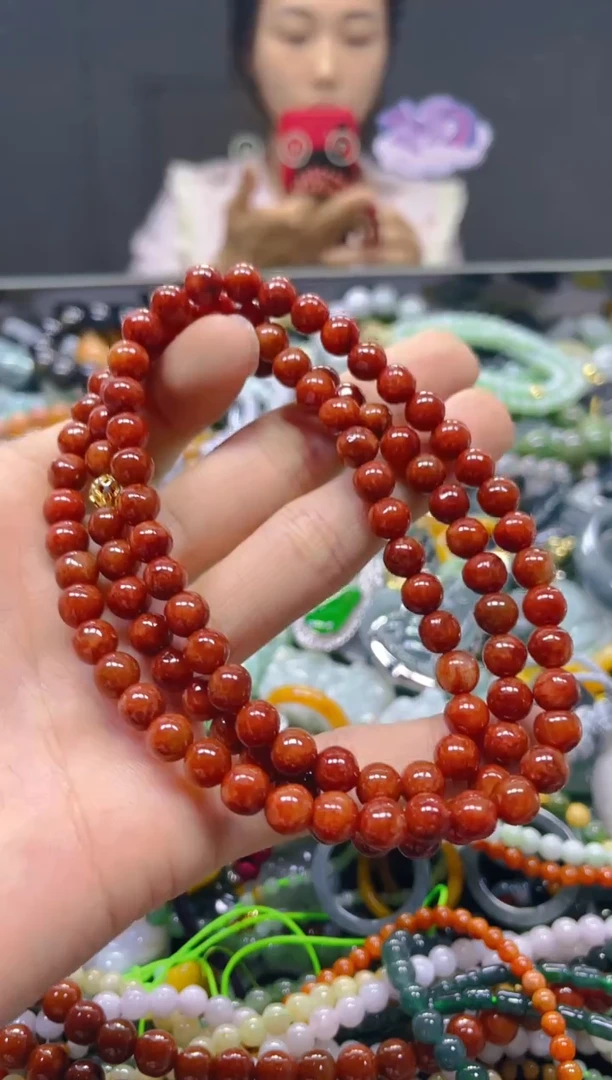 颈饰未镶嵌翡翠6MM/X/翡翠A货，一件也是批发价