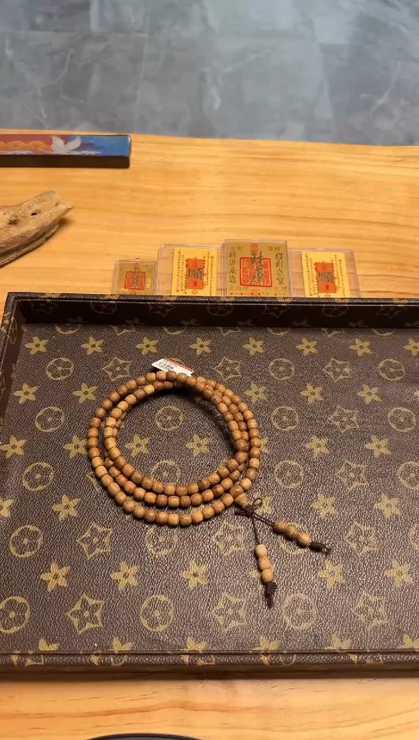 【闪购商品】沉香吊坠天然野马泥涝0.6花珠手串 多圈11克+