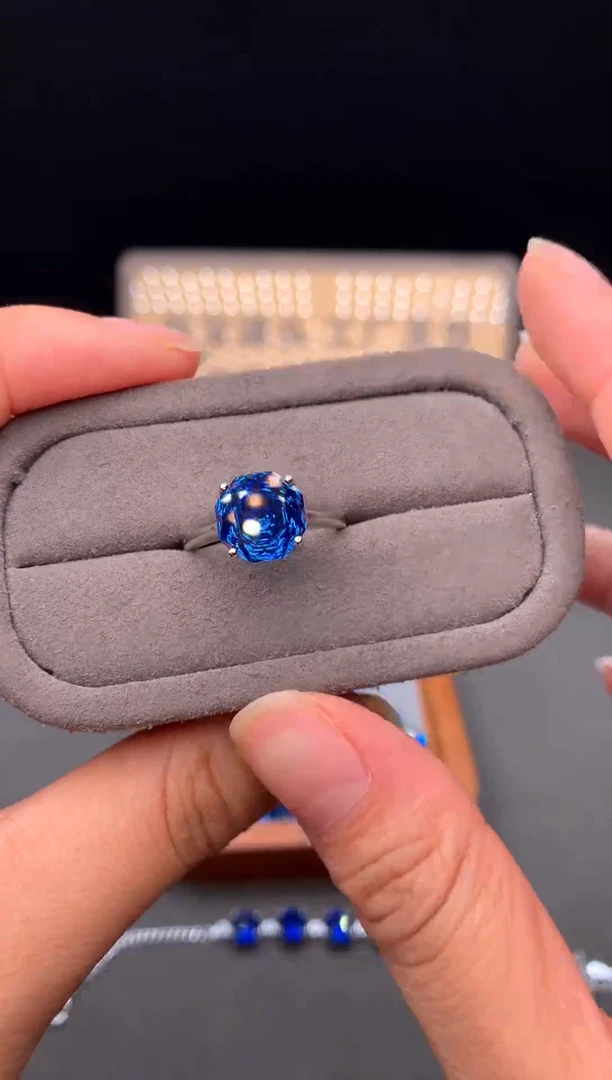 银S925镶嵌戒指托帕石111111