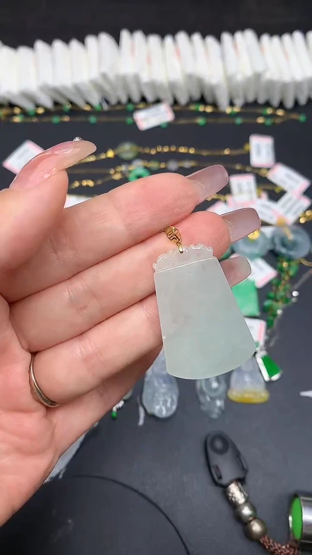 翡翠18K金镶嵌吊坠(不含链)MS193570