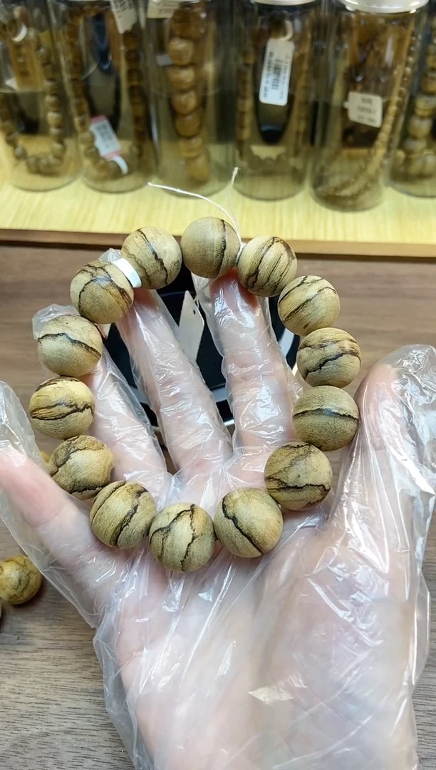 沉香手串村**爷卓CR185正区达拉干奶王卡17mm25g+天然野单圈
