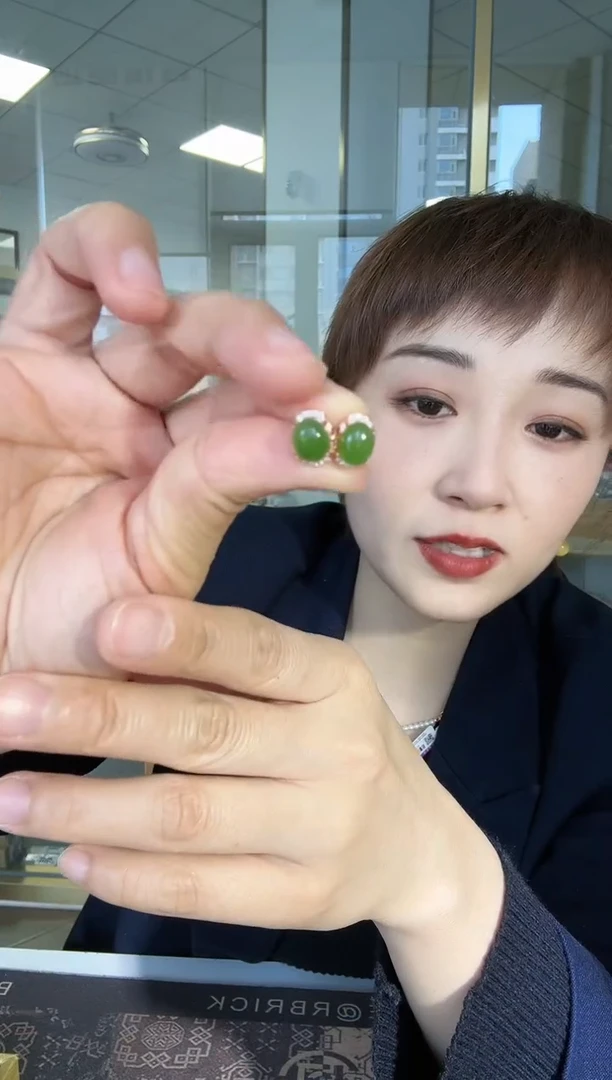 【闪购商品】和田玉耳钉银S925镶嵌耳钉