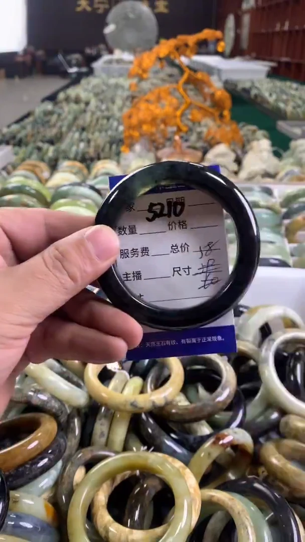 未镶嵌蛇纹石玉手镯5210