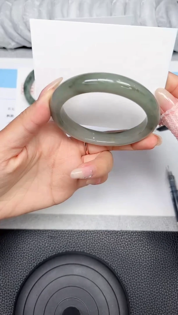 石英质玉手镯未镶嵌93-56.4