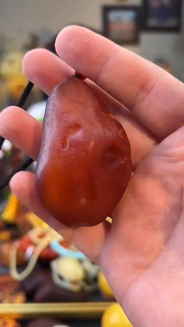 琥珀颈饰未镶嵌吊坠