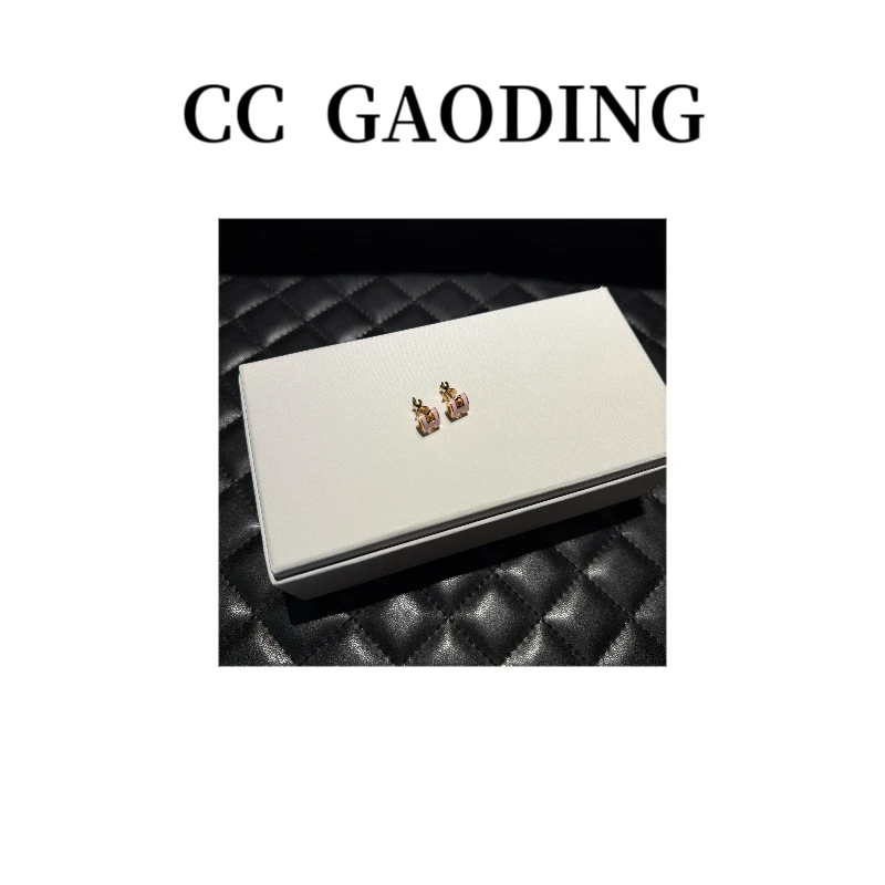 铜合金耳饰 （V金）热卖轻奢高级百搭气质H耳钉