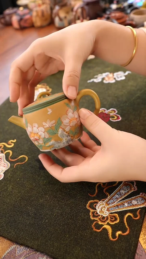 茶壶紫砂念物  汉瓦