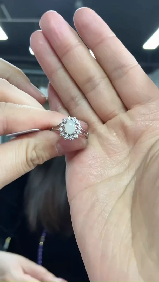 【闪购商品】和田玉戒指未镶嵌多样性发其一颜色微差