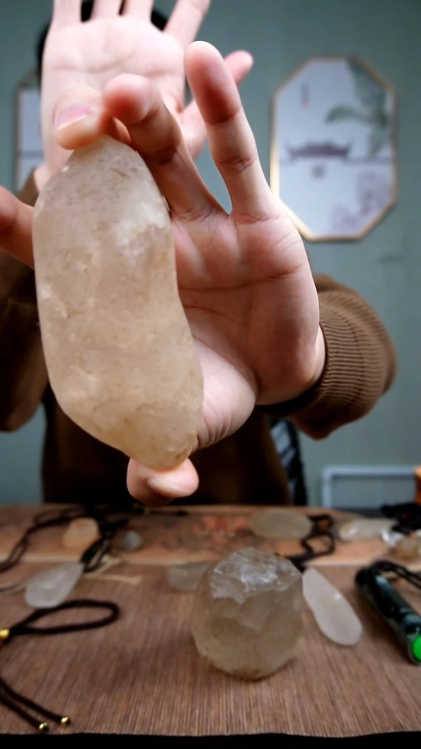 吊坠(赠链)未镶嵌水晶水晶