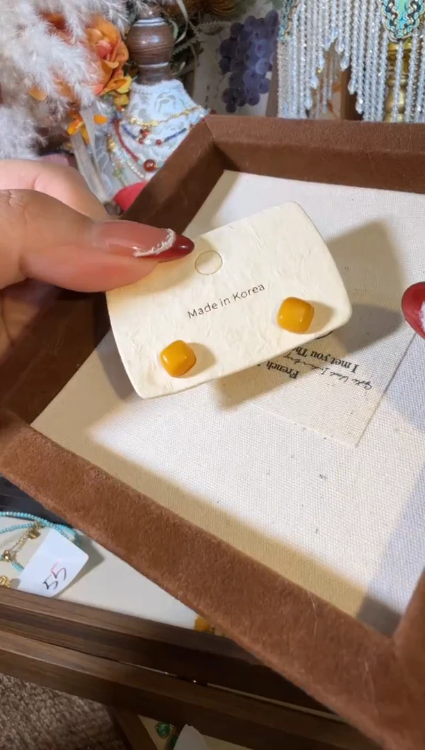 蜜蜡银S925镶嵌耳饰小方块 056