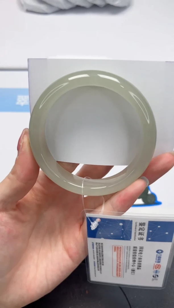 石英质玉手镯未镶嵌V141-60.5