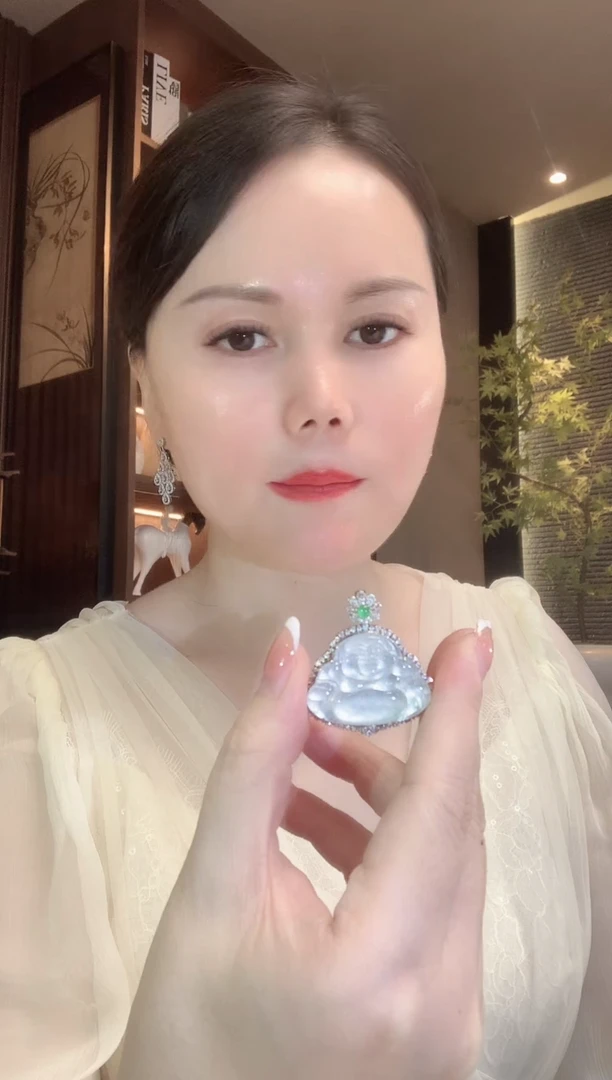 吊坠(不含链)18K金镶嵌翡翠C12