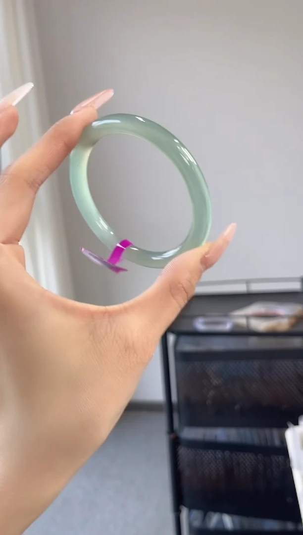 【闪购商品】玛瑙/玉髓手镯未镶嵌59-60圈