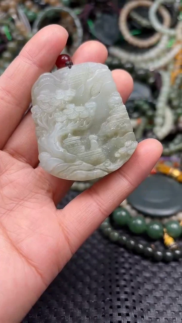 颈饰未镶嵌和田玉1