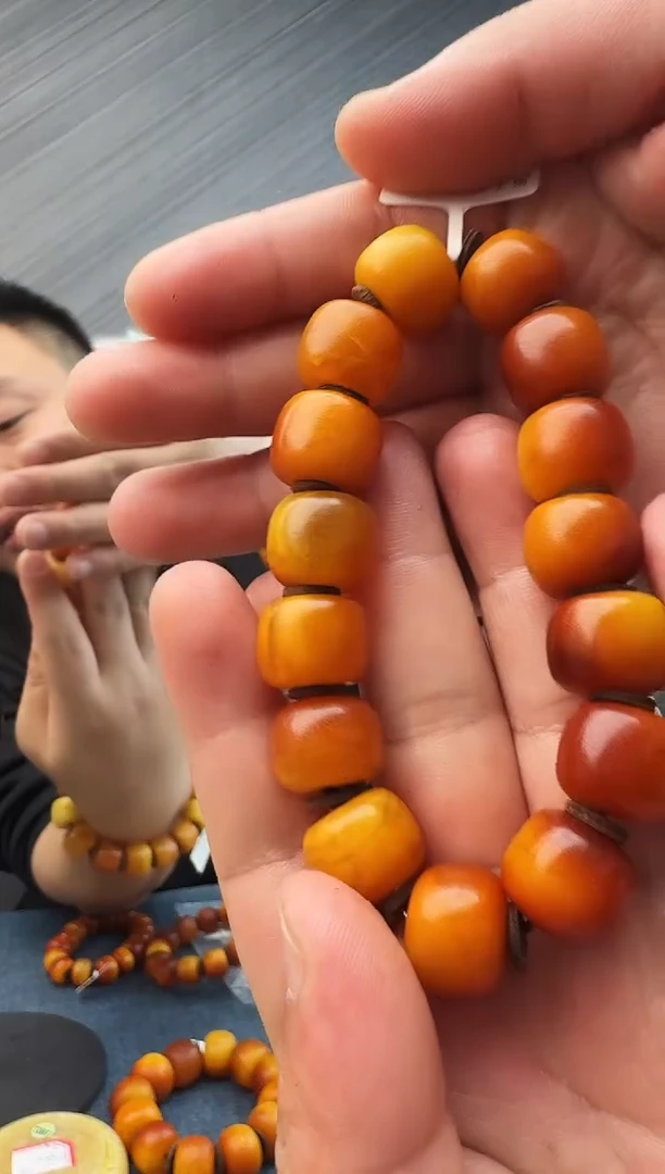 蜜蜡未镶嵌珠宝奇石假一罚十33，多样性发其一