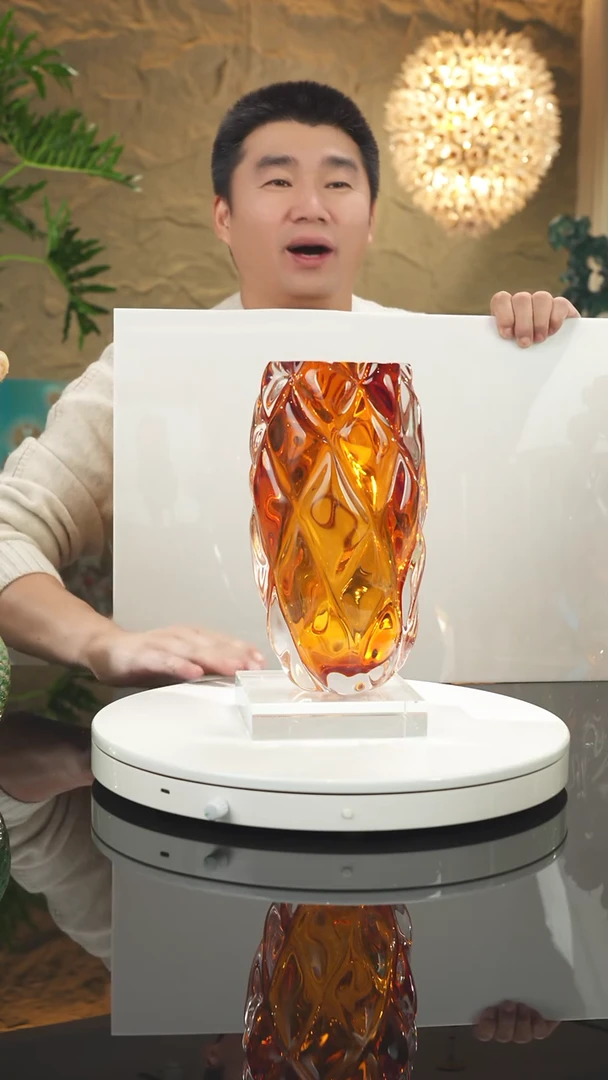 【闪购商品】摆件设计款琥珀花瓶摆件