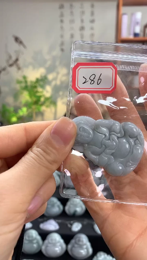 【闪购商品】翡翠颈饰未镶嵌观音 286