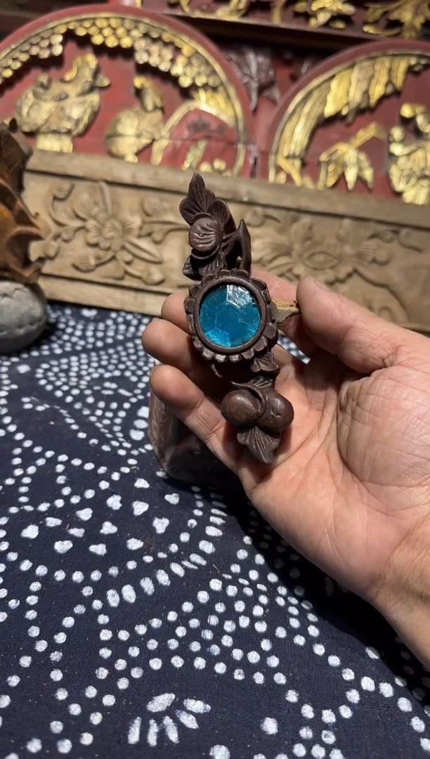 香榧木莹**绘老木雕老物件