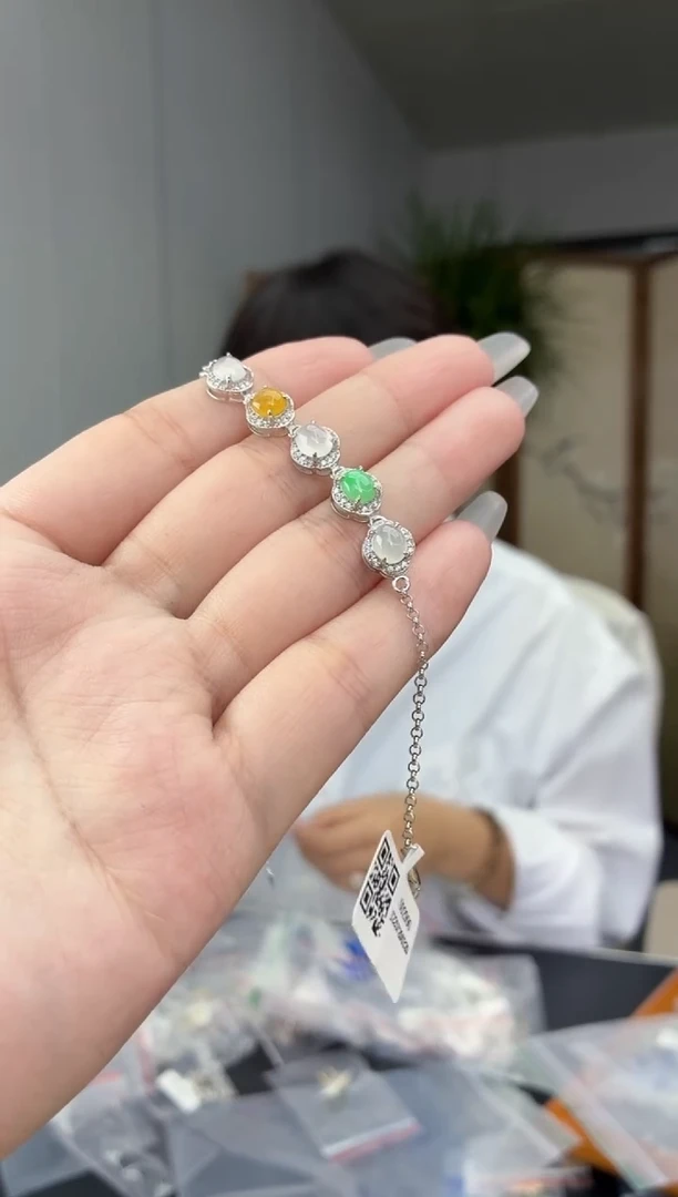 颈饰银S925镶嵌翡翠111111111