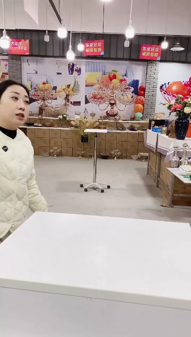 朵****事粉色包包花瓶一个